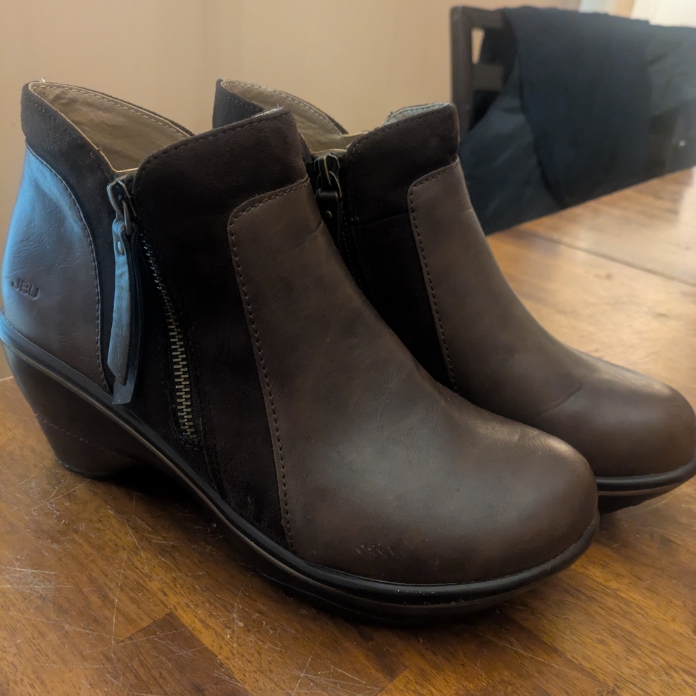 JBU Dark Brown Ankle Booties